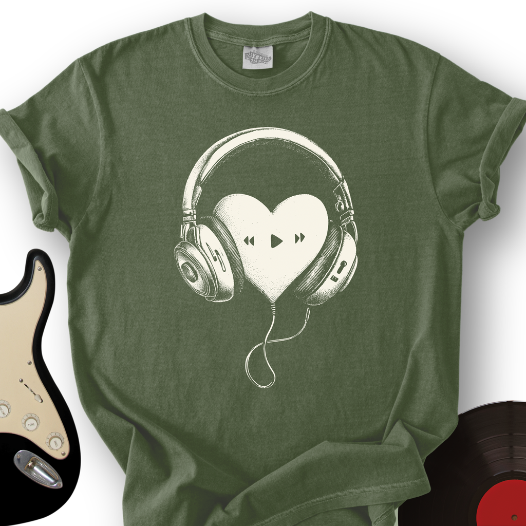 Heart in Headphones T-Shirt product image 5