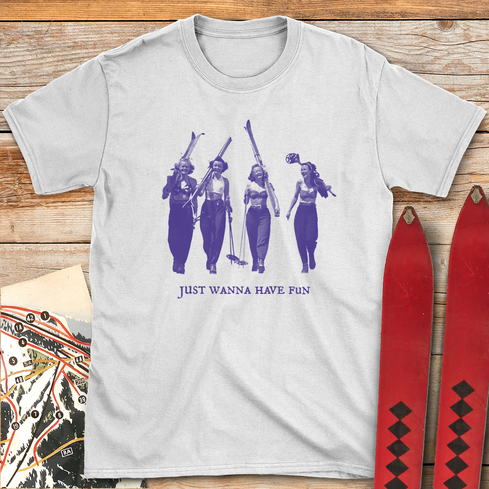 Girls Gone Skiing product image 1