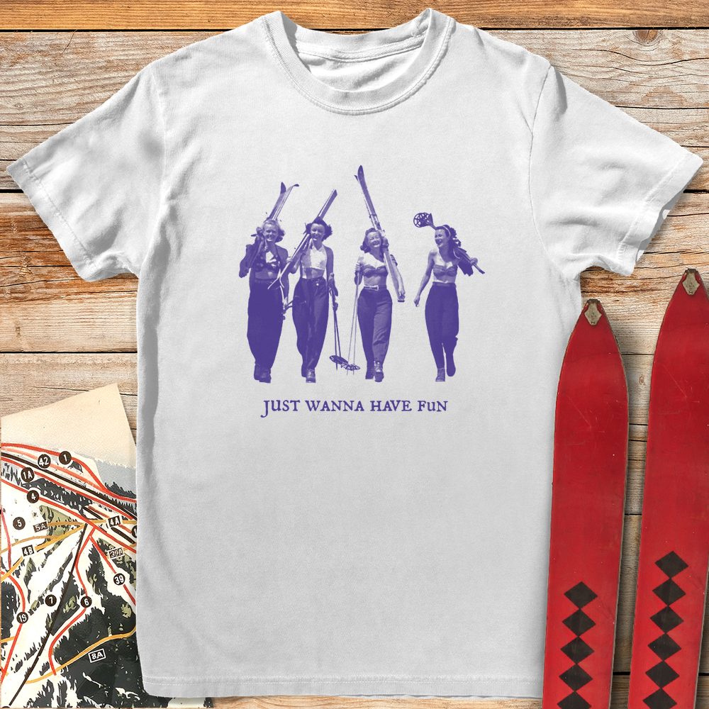 Girls Gone Skiing product image 2